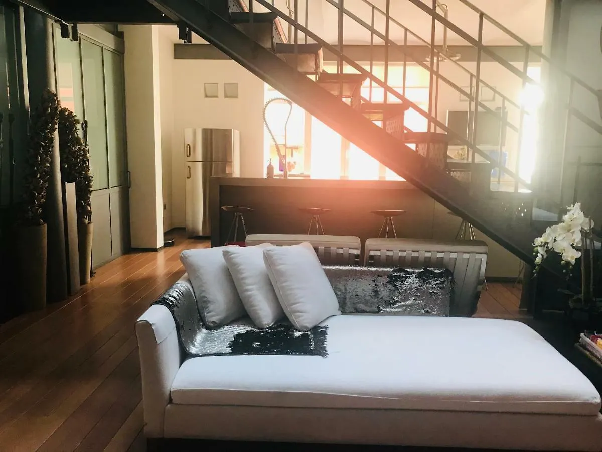Les Lofts D'Artistes Hotel Brussel Gasthuis